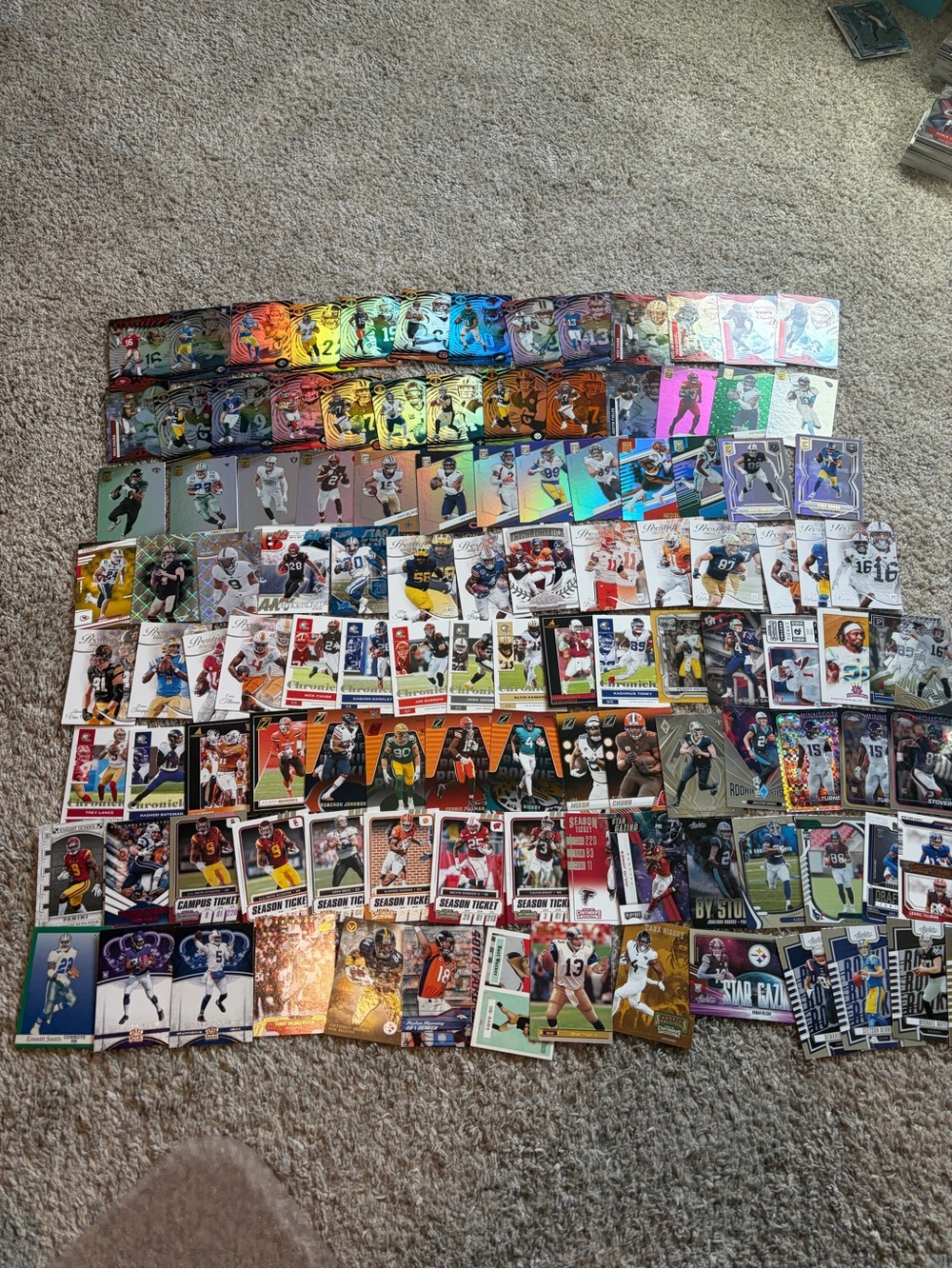 Lot of 114 mixed years 2021-2025 football cards with rookies & inserts